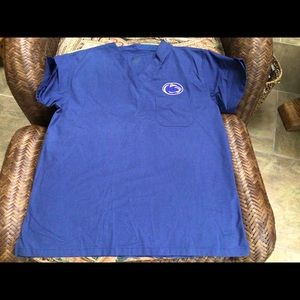 Penn State Unisex Iguanamed navy blue scrub top with logo. Size L.